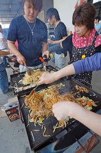 じゃんじゃん焼きます。